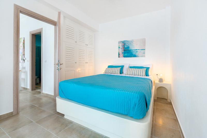 White Harmony Suites Megalochori  Ngoại thất bức ảnh