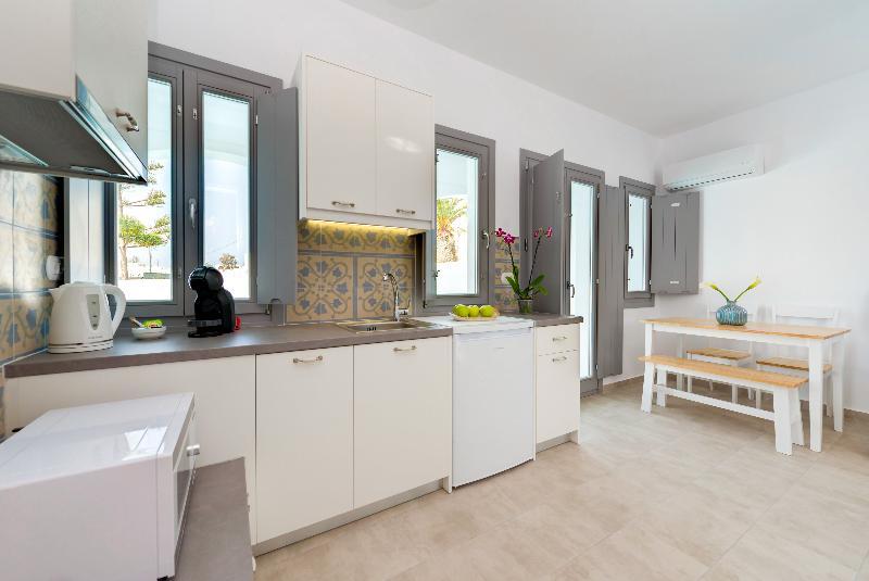 White Harmony Suites Megalochori  Ngoại thất bức ảnh