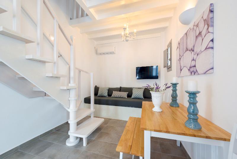 White Harmony Suites Megalochori  Ngoại thất bức ảnh
